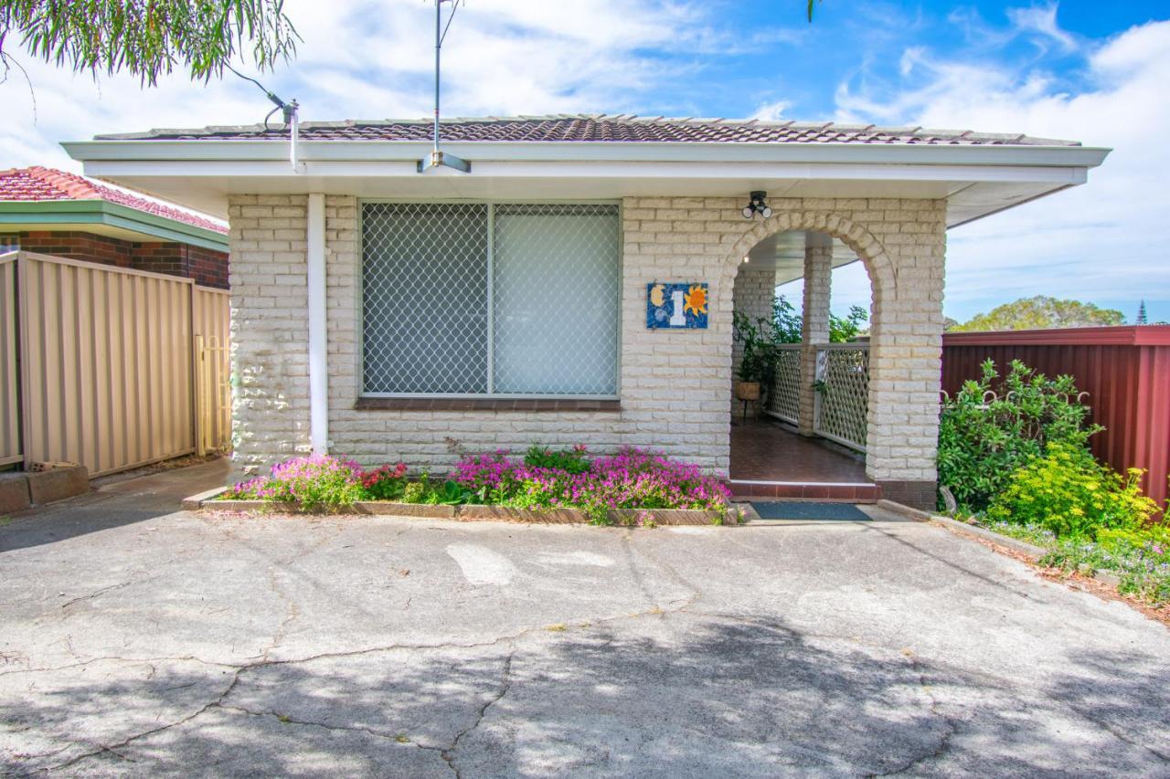 Holiday home Gairdner - Something A Bit Different! *